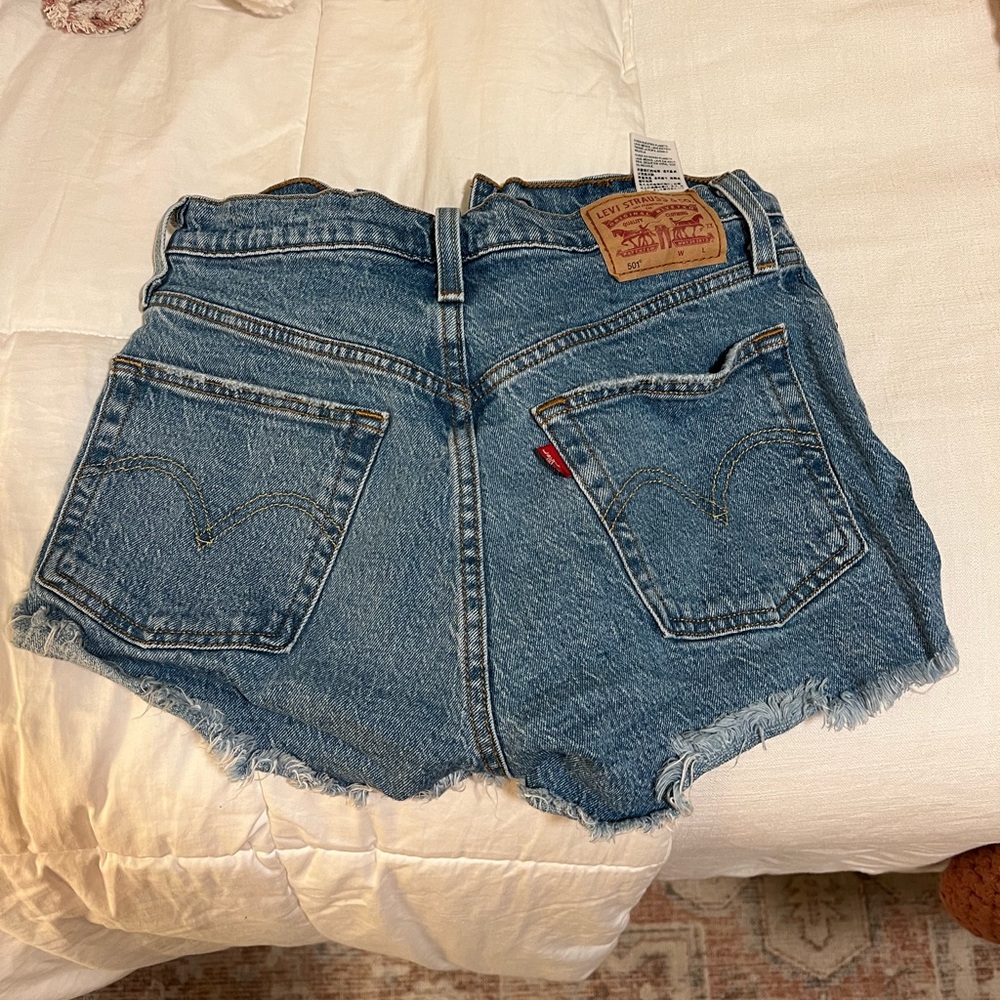 Women’s Levi’s shorts